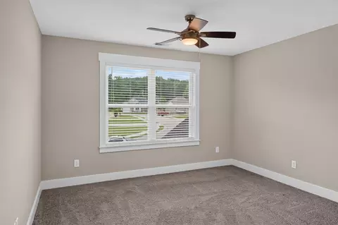 Bedroom - 307 Willow Grove Ct, Ringgold, GA 30736 photo 4 of 10