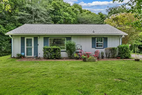 263 Edmondson Ferry Rd, Clarksville, TN 37040