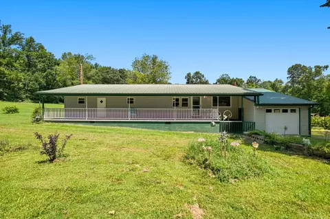 205 N Browns Ln, Portland, TN 37148