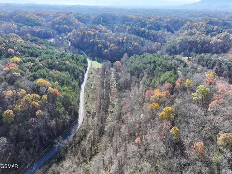 873 Indian Gap Rd, Sevierville, TN 37876