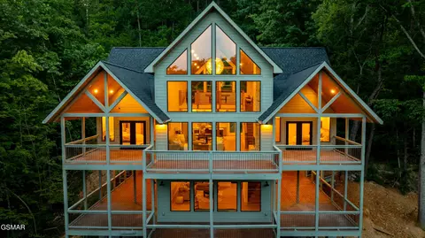 3047 Redtail Rd, Sevierville, TN 37862