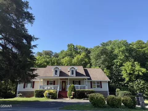 747 Gists Creek Rd, Sevierville, TN 37876