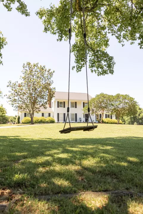 1100 NW Rutland Rd, Mount Juliet, TN 37122