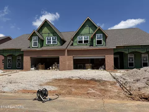 3829 Honeytree Ln, Knoxville, TN 37938