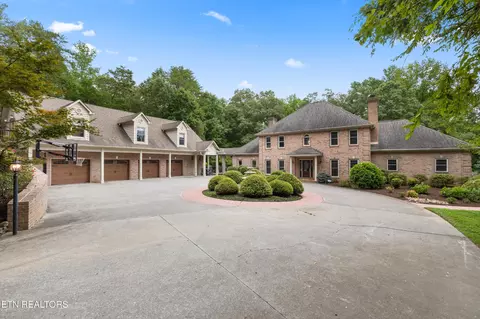 12306 Yarnell Rd, Knoxville, TN 37932