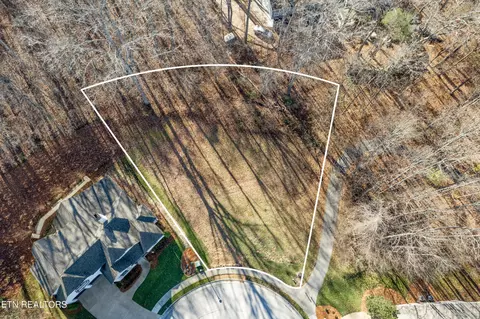 11278 Matthews Cove Ln, Knoxville, TN 37934