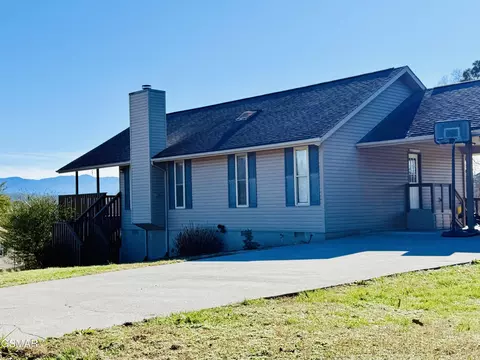 444 Connatser Ln, Sevierville, TN 37876