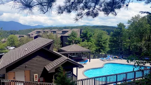 1380 Ski View Dr #1301, Gatlinburg, TN 37738