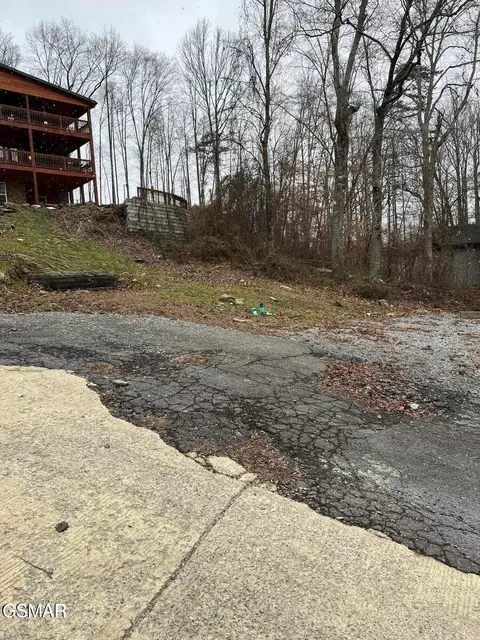 0 Lewis Clabo Rd, Gatlinburg, TN 37738