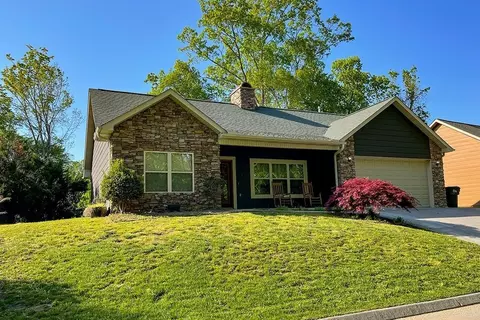 333 Saddleback Way, Sevierville, TN 37862 photo 2