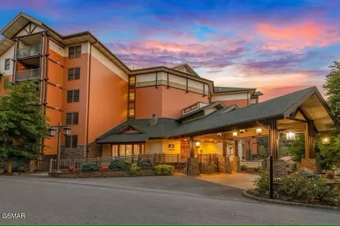 215 Woliss Ln #506, Gatlinburg, TN 37738