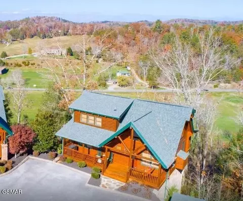 1912 Creek Overlook Way, Sevierville, TN 37862