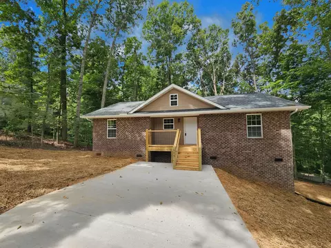 904 Eagle Nest Rd, Kodak, TN 37764
