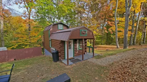 173 Hilltop Dr, Newport, TN 37821
