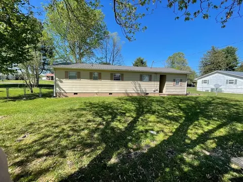 3111 Cecelia St, White Pine, TN 37890 photo 2