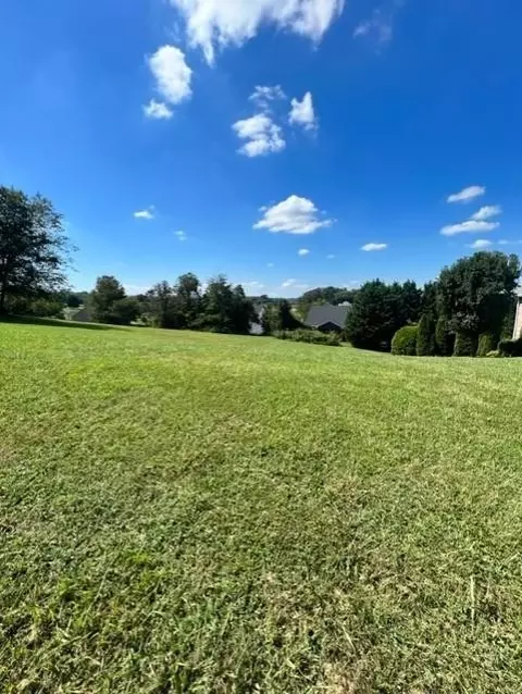 5 River Run Cir, Sevierville, TN 37876