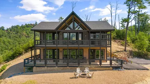 2129 Rabbit Point Way, Sevierville, TN 37876