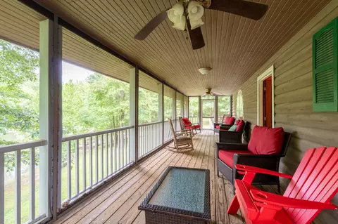1454 Cherokee Rd, Waynesboro, TN 38485