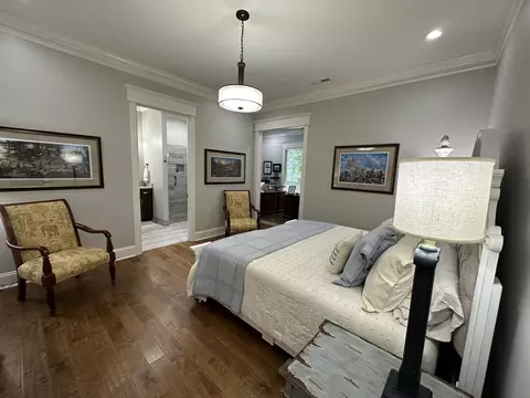 Bedroom - 105 Andrews Dr, Loretto, TN 38469 photo 9 of 12