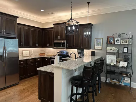 Kitchen - 105 Andrews Dr, Loretto, TN 38469 photo 6 of 7