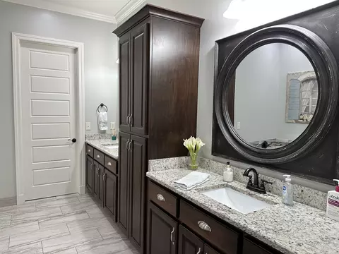 Bath - 105 Andrews Dr, Loretto, TN 38469 photo 7 of 10