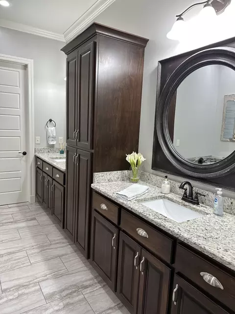 Bath - 105 Andrews Dr, Loretto, TN 38469 photo 6 of 10
