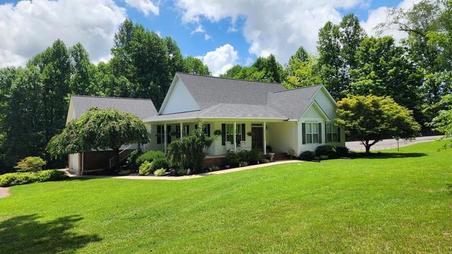 937 Sally Parton Rd, Woodbury, TN 37190