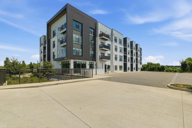 1677 54th Ave N #118, Nashville, TN 37209