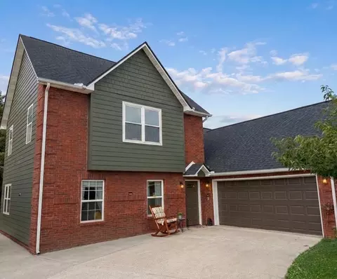 2811 Best Rd, Maryville, TN 37803