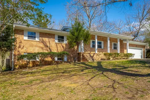 1719 Estrellita Cir, Chattanooga, TN 37421