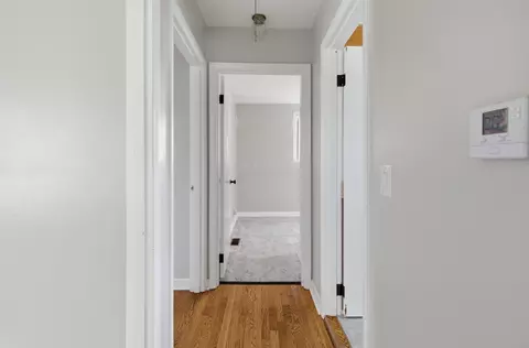 Entry Way - 549 E Maple St, Madison, TN 37115 photo 1 of 2