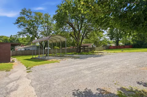 Exterior - 549 E Maple St, Madison, TN 37115 photo 10 of 18