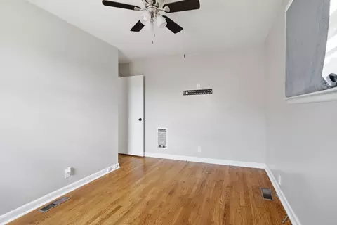 Bedroom - 549 E Maple St, Madison, TN 37115 photo 3 of 4