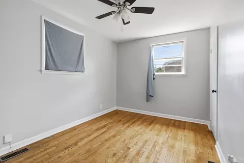 Bedroom - 549 E Maple St, Madison, TN 37115 photo 4 of 4