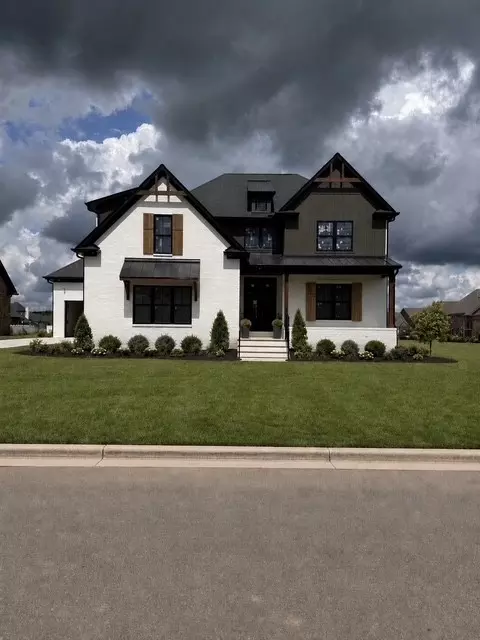 2830 Canfield Dr, Murfreesboro, TN 37128