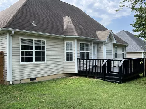 Exterior - 8245 Witherow Way, Ooltewah, TN 37363 photo 4 of 8