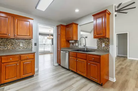 Kitchen - 8245 Witherow Way, Ooltewah, TN 37363 photo 1 of 4