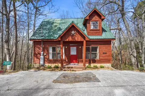 2430 N School Hse Gap Rd, Sevierville, TN 37876