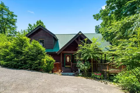 2606 Tree Top Way, Pigeon Forge, TN 37863