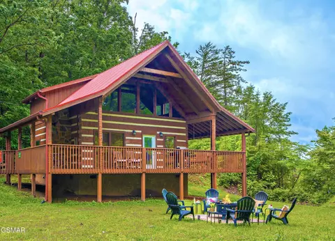 3510 Twin City Way, Pigeon Forge, TN 37863