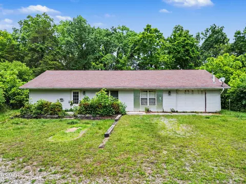1717 Elkins Rd, Kodak, TN 37764