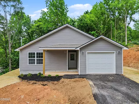 410 Day Springs Rd, Pigeon Forge, TN 37863
