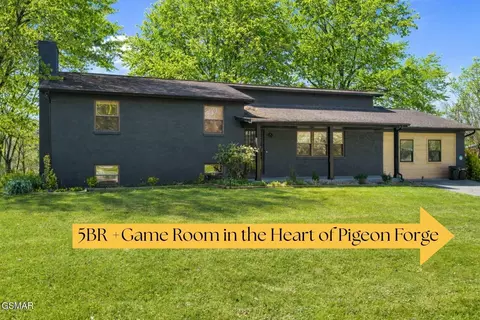 4020 Hitching Post Rd, Pigeon Forge, TN 37863