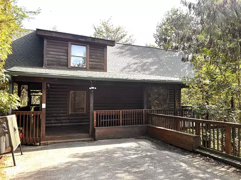 1979 E Mountain View Way, Sevierville, TN 37862