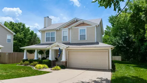 3765 Springwater Dr, Nashville, TN 37221