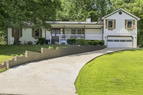9302 Rockshire Ln, Chattanooga, TN 37421