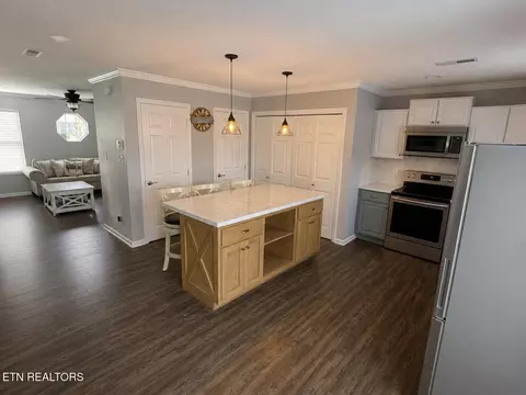 102 Village Trce #13, Kingston, TN 37763