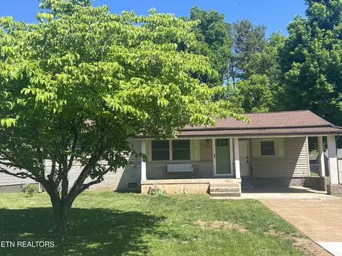 525 Taliwa Dr, Knoxville, TN 37920