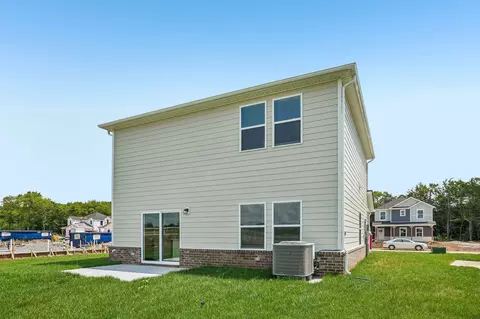 Exterior - 1622 Garnet Way, Murfreesboro, TN 37127 photo 6 of 8