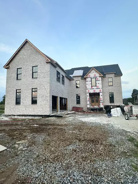 448 Bell Lake Rd, Gallatin, TN 37066